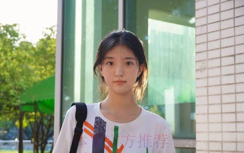 亲密互动,广东19岁王洪泽恋情曝光,女友可爱,体育生,杜锋祝福 亲密互动,广东19岁王洪泽恋情曝光,女友可爱,体育生,杜锋祝福